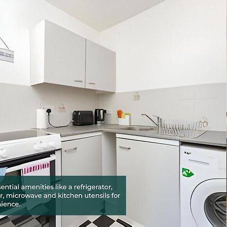 Clarence Suite 1 Bedroom W Free Parking Chatham  Exterior foto
