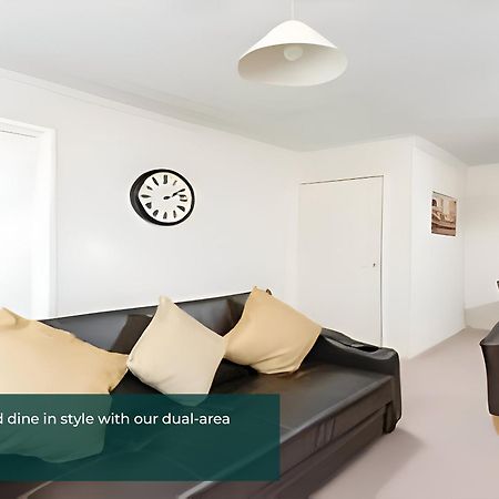 Clarence Suite 1 Bedroom W Free Parking Chatham  Exterior foto